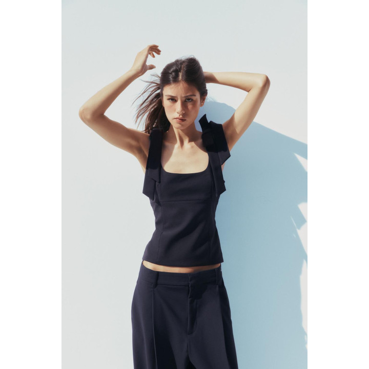 ТОП ИЗ ЭЛАСТИЧНОЙ ТАКНИ С БАНТАМИ