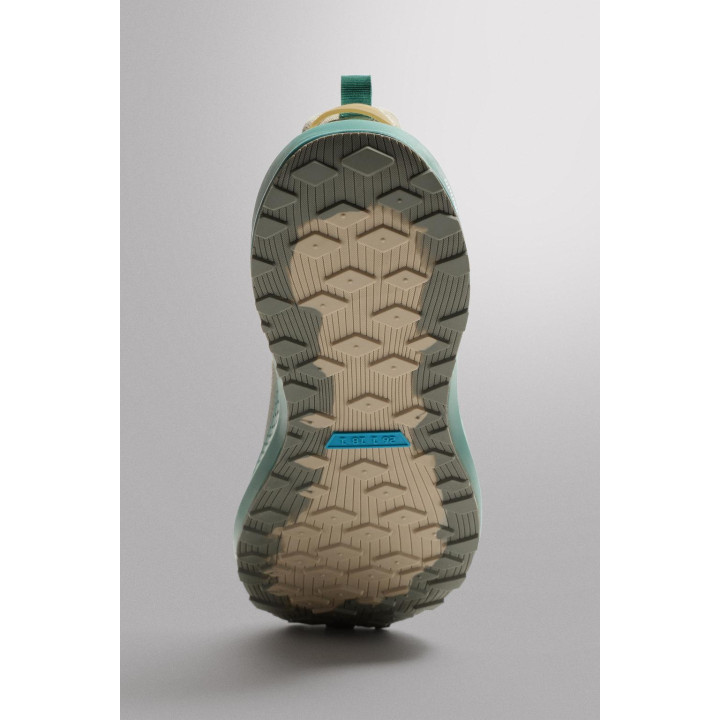 КРОССОВКИ БЕГОВОГО СТИЛЯ